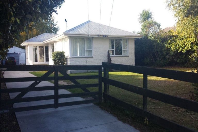 Photo of property in 44 Glenmore Avenue, Casebrook, Christchurch, 8051