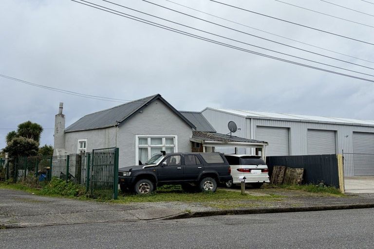 Photo of property in 8 Adderley Street, Westport, 7825