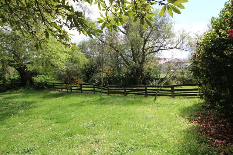 Photo of property in 90 Pandora Avenue, Sunnybrook, Rotorua, 3015