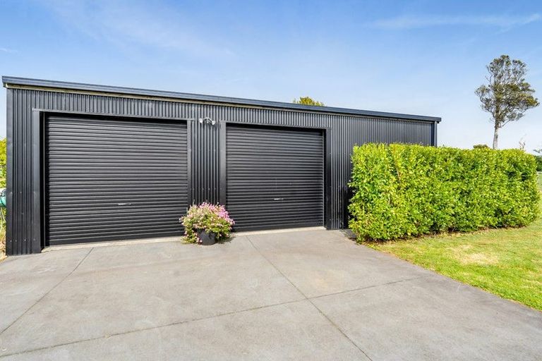 Photo of property in 376 Egmont Road, Hillsborough, New Plymouth, 4372