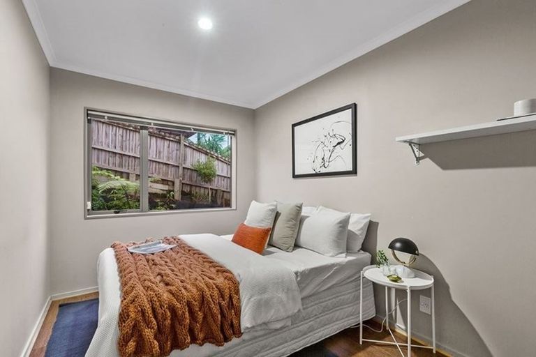 Photo of property in 12 Gordon Stanley Drive, Massey, Auckland, 0614