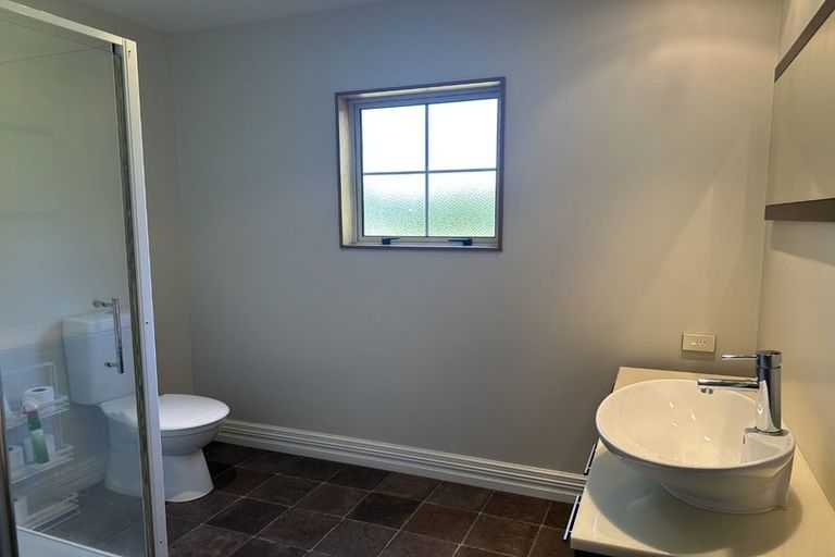 Photo of property in 98 Rahui Road, Otaki, 5512