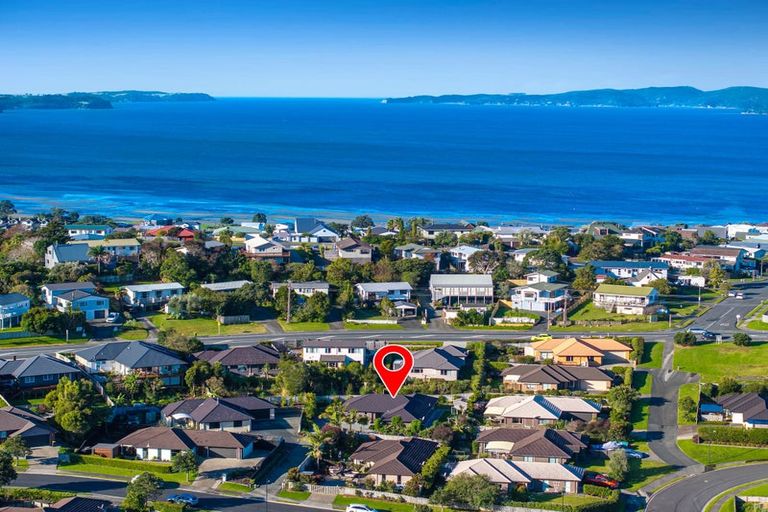 Photo of property in 11 Riverleigh Drive, Snells Beach, 0920