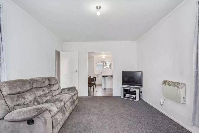 Photo of property in 50 Addington Avenue, Manurewa, Auckland, 2102
