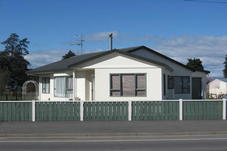 Photo of property in 228 High Street North, Carterton, 5713