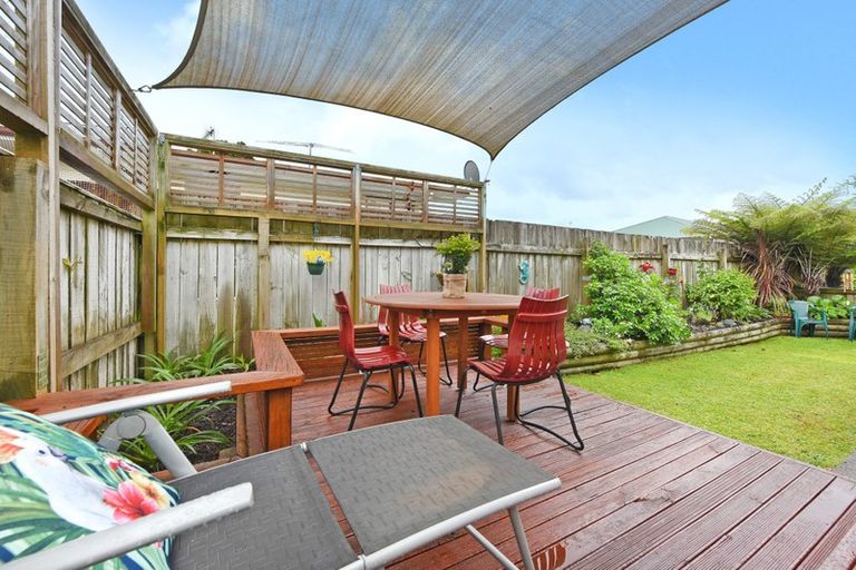 Photo of property in 1/15 Lane Street, Wallaceville, Upper Hutt, 5018