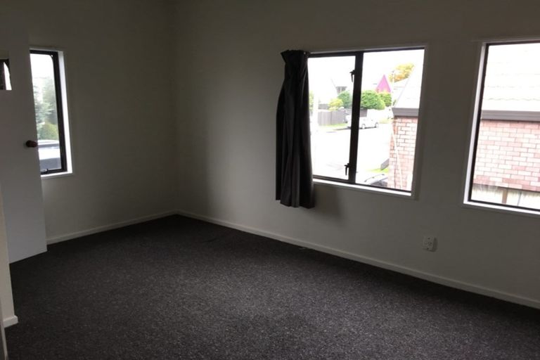 Photo of property in 6/37 Brockworth Place, Riccarton, Christchurch, 8011