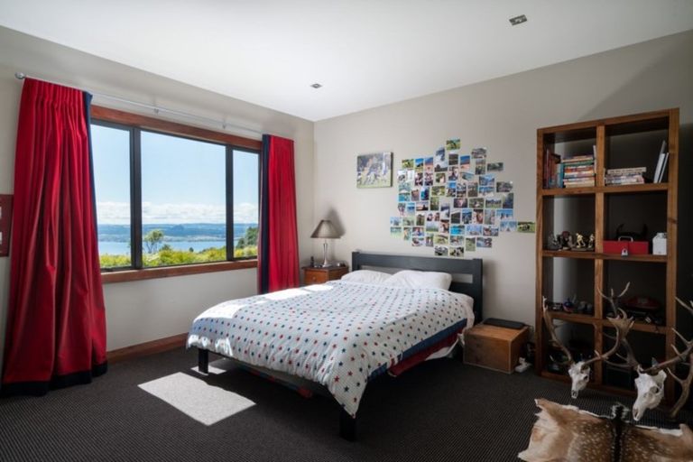 Photo of property in 121 Highland Drive, Acacia Bay, Taupo, 3385