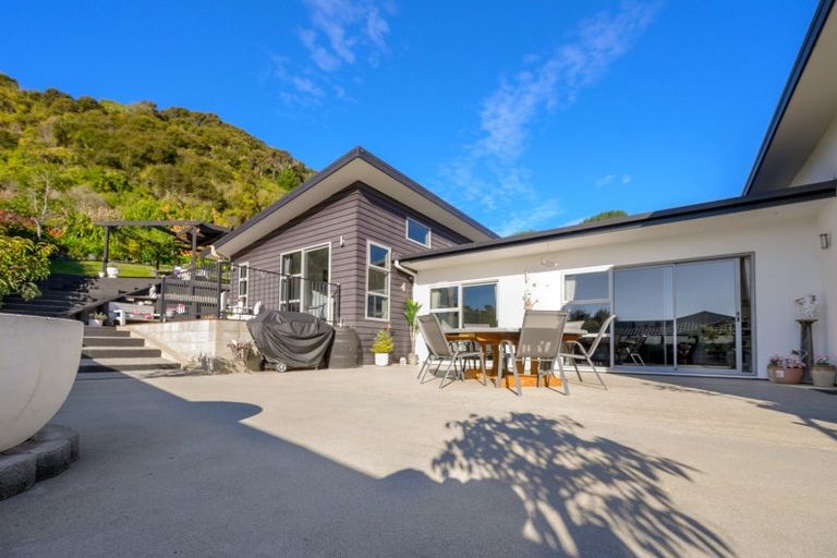 Photo of property in 23 Farleigh Street, Atawhai, Nelson, 7010