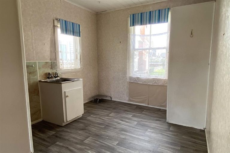 Photo of property in 37 High Street, Greymouth, 7805