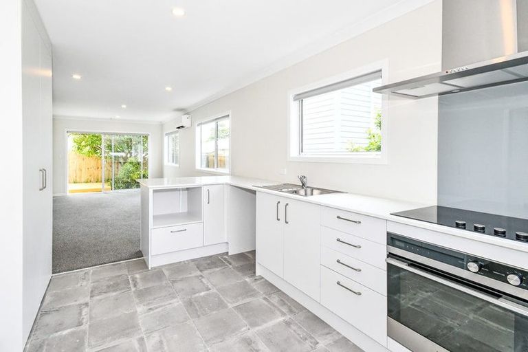Photo of property in 55b Catkin Crescent, Papatoetoe, Auckland, 2025