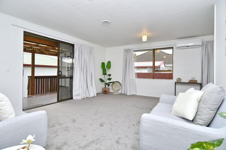 Photo of property in 102a Amyes Road, Hornby, Christchurch, 8042