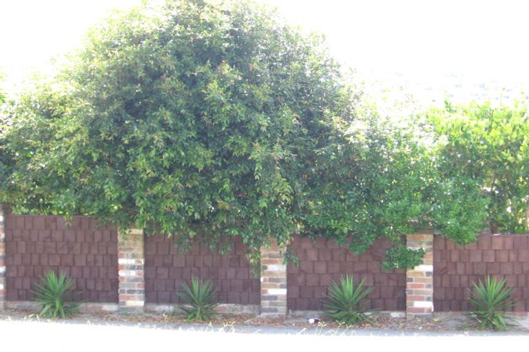 Photo of property in 16 Beechwood Road, Rothesay Bay, Auckland, 0630