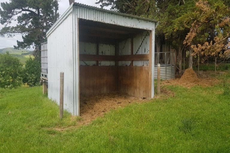 Photo of property in 381 Old Port Road, Warepa, Balclutha, 9273