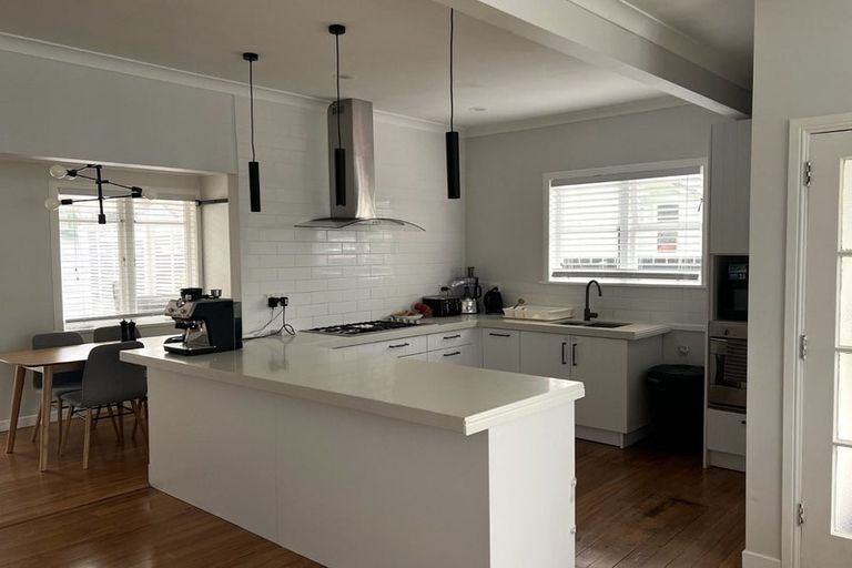 Photo of property in 15 Cairnfield Road, Kensington, Whangarei, 0112