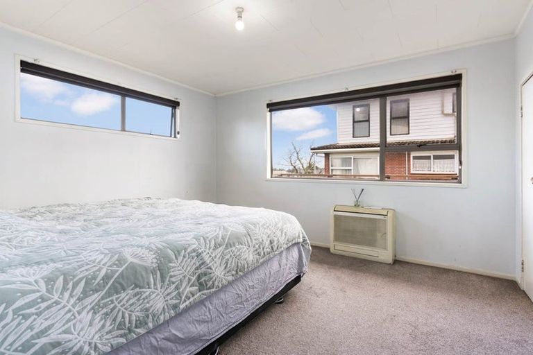 Photo of property in 169 Mahia Road, Wattle Downs, Auckland, 2103