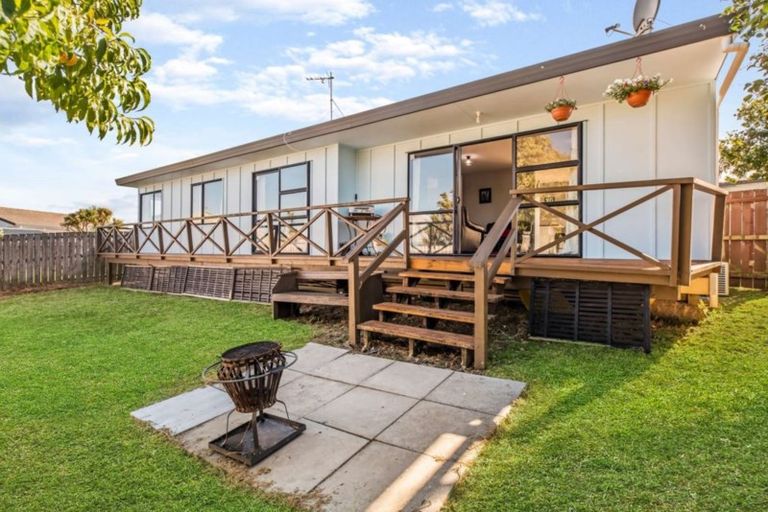 Photo of property in 2/155b Finlayson Avenue, Clendon Park, Auckland, 2103