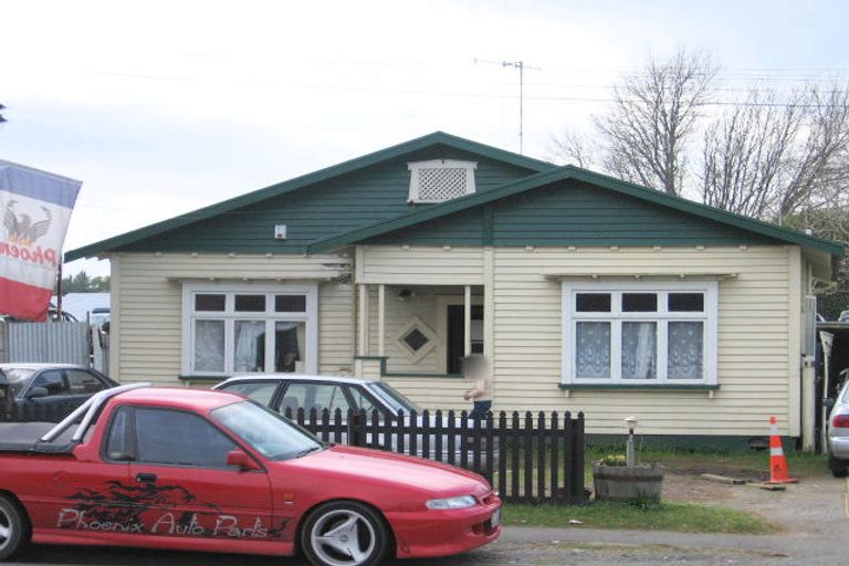 Photo of property in 76 Avalon Drive, Nawton, Hamilton, 3200