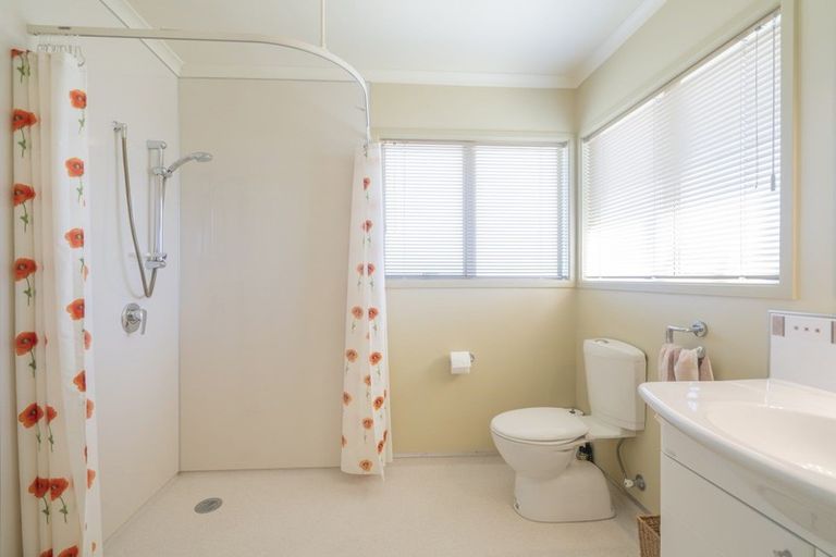 Photo of property in 255 Cook Drive, Whitianga, 3510