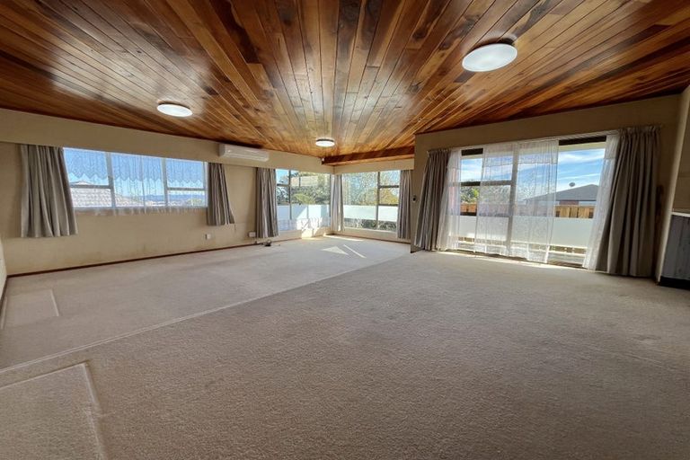 Photo of property in 125 Redoubt Road, Goodwood Heights, Auckland, 2105