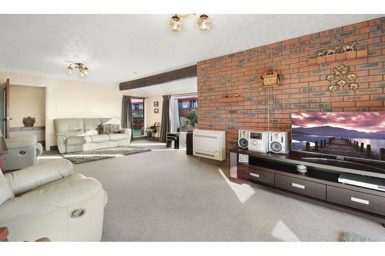 Photo of property in 12 Keldon Avenue, Rangiora, 7400