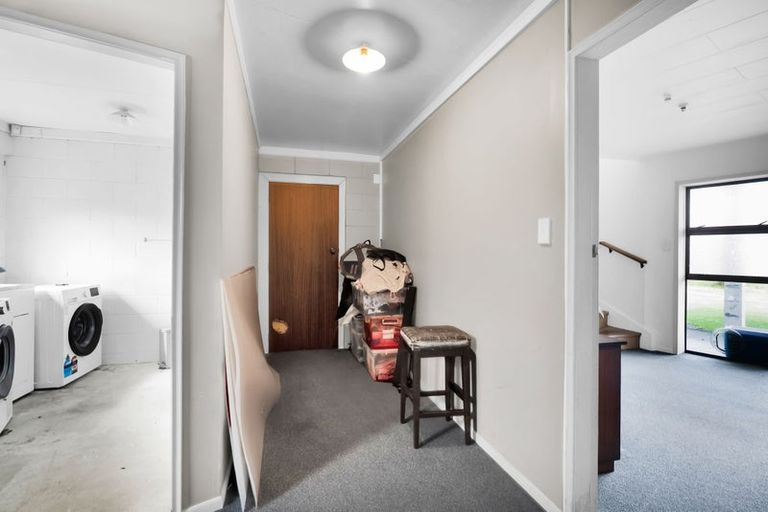 Photo of property in 5 Bronte Place, Whalers Gate, New Plymouth, 4310