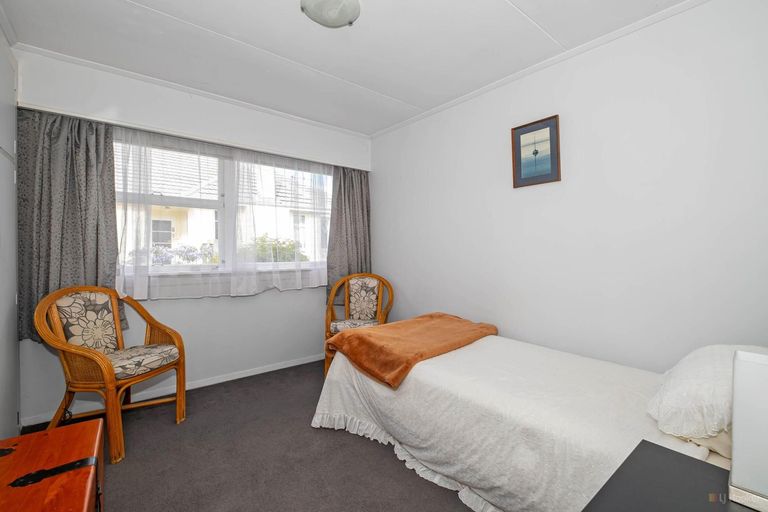 Photo of property in 24 Rhodes Street, Waimate, 7924