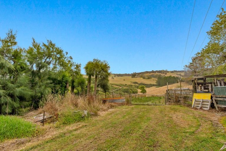 Photo of property in 592 Kanohi Road, Kaukapakapa, 0873