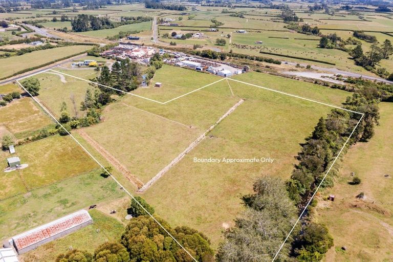 Photo of property in 39 Rugby Road, Tariki, 4388