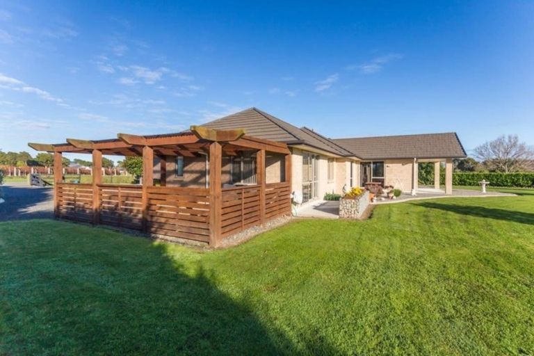 Photo of property in 38 Saint Laurent Way, Ohau, Levin, 5570