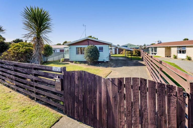 Photo of property in 198 Waihi Road, Hawera, 4610