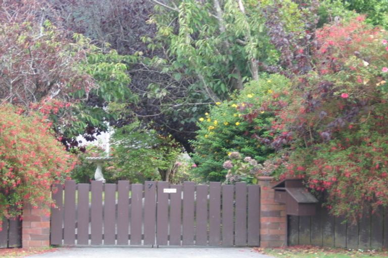 Photo of property in 7 Toledo Grove, Totara Park, Upper Hutt, 5018