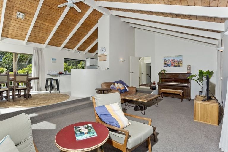 Photo of property in 22b Mariposa Crescent, Birkenhead, Auckland, 0626