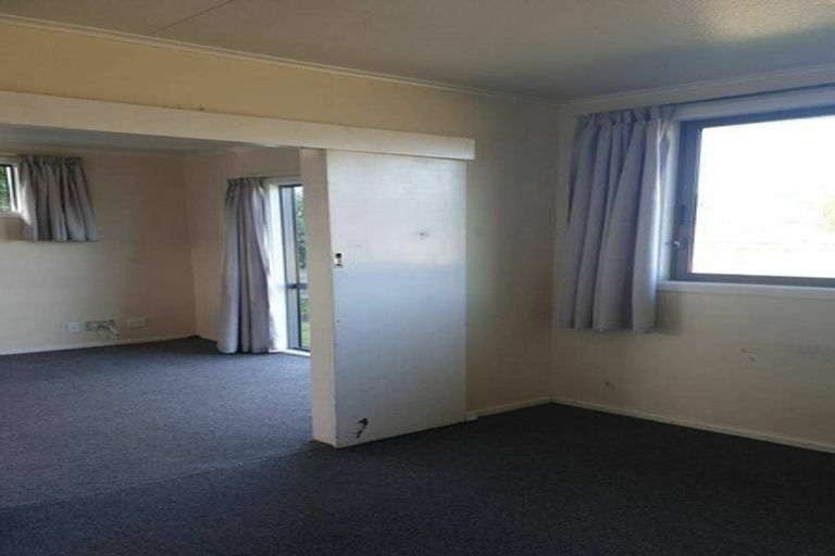 Photo of property in 2/11 Stafford Street, Silverstream, Upper Hutt, 5019