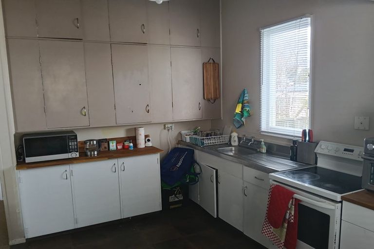 Photo of property in 159 Egmont Street, Patea, 4520