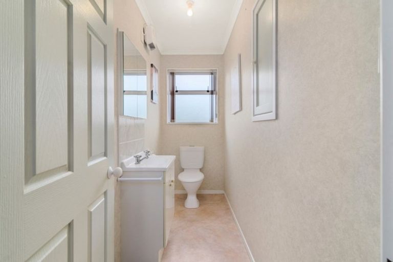 Photo of property in 22a Barraud Place, Pukehangi, Rotorua, 3015