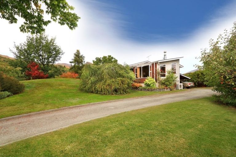 Photo of property in 1 Kent Street, Arrowtown, 9302