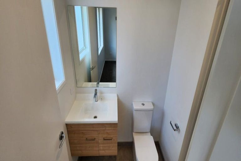 Photo of property in 12 Atea Place, Hawera, 4610