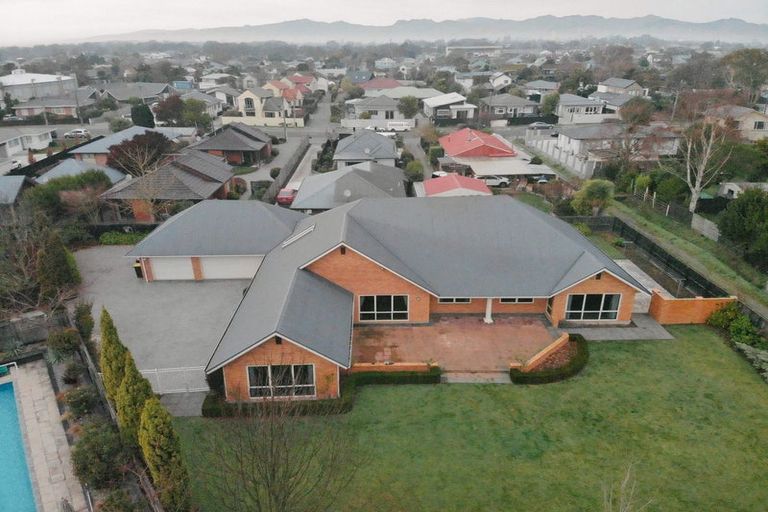 Photo of property in 9 Lewisham Park, St Albans, Christchurch, 8052