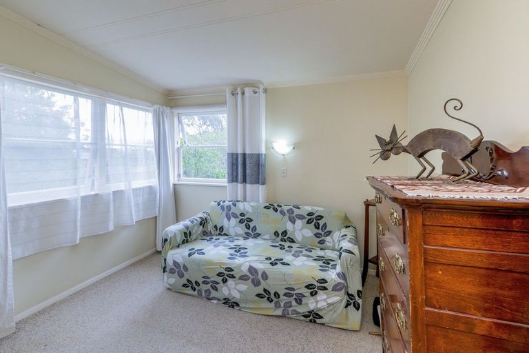 Photo of property in 72 Park Avenue, Waitarere Beach, Levin, 5510