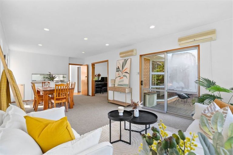 Photo of property in 65 Woodbury Street, Russley, Christchurch, 8042