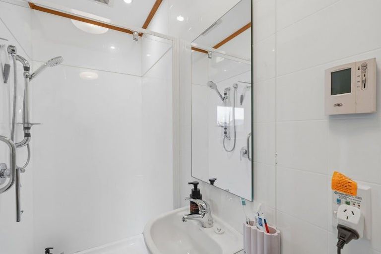 Photo of property in 37 Renfrew Street, Waikiwi, Invercargill, 9810