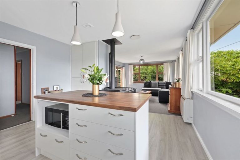 Photo of property in 16 Adams Place, Woolston, Christchurch, 8023