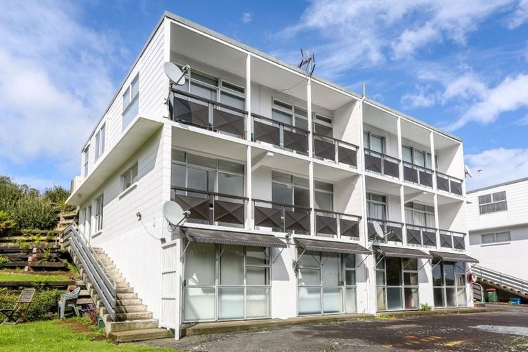 Photo of property in 15/75 Carrington Street, Lower Vogeltown, New Plymouth, 4310