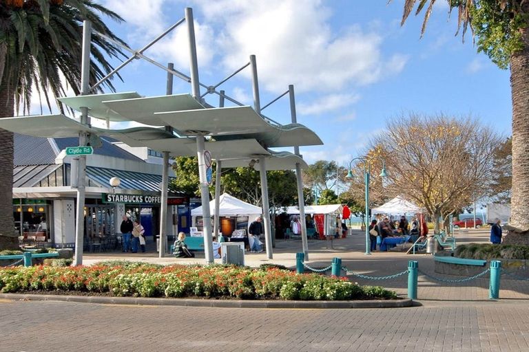 Photo of property in 4/773 Beach Road, Browns Bay, Auckland, 0630