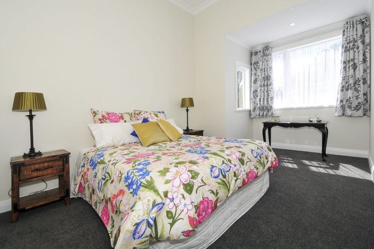 Photo of property in 22 Elizabeth Street, Petone, Lower Hutt, 5012