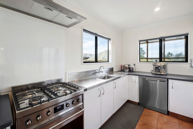 Photo of property in 1201 Oturoa Road, Hamurana, Rotorua, 3072