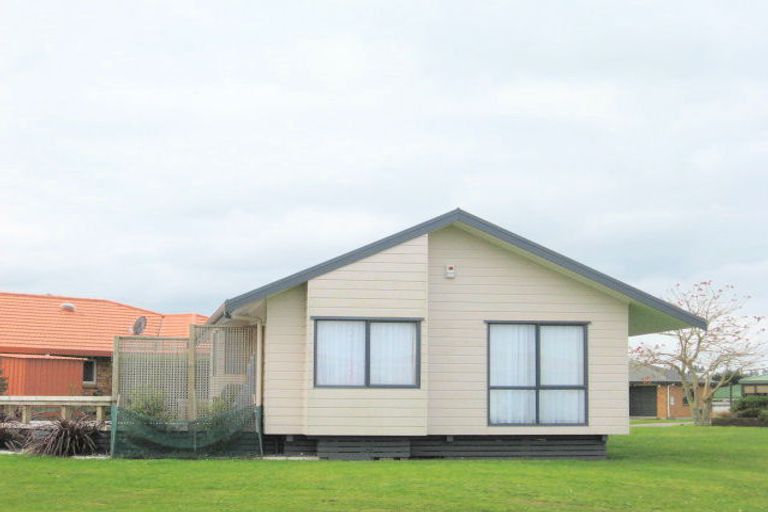 Photo of property in 2 Impala Place, Whitianga, 3510