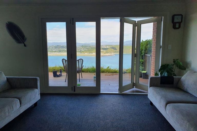 Photo of property in 27 View Road, Houghton Bay, Wellington, 6023
