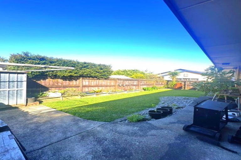 Photo of property in 30 Rathmar Drive, Manurewa, Auckland, 2105